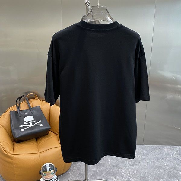 追跡付サンローラン リバースロゴ 半袖Tシャツ スーパーコピー Saj76425